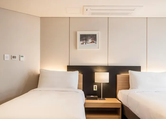 The First 4* Seoul
