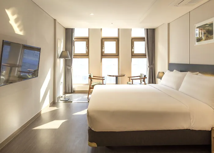 The First 4* Seoul