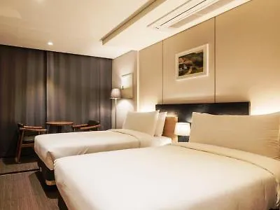 The First 4* Seoul